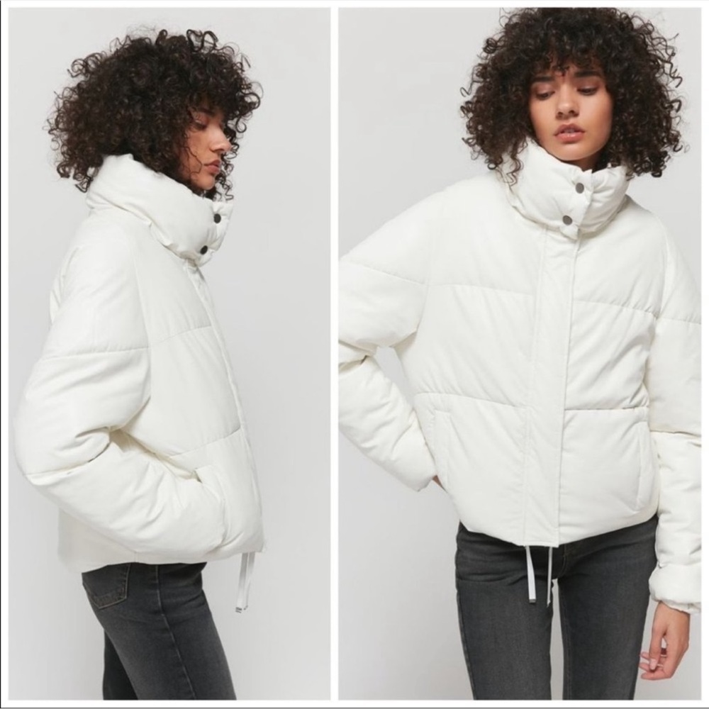 Apparis Camila Ivory Faux‎ Leather Cropped Puffer NWT XS
